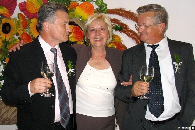 img00027.jpg